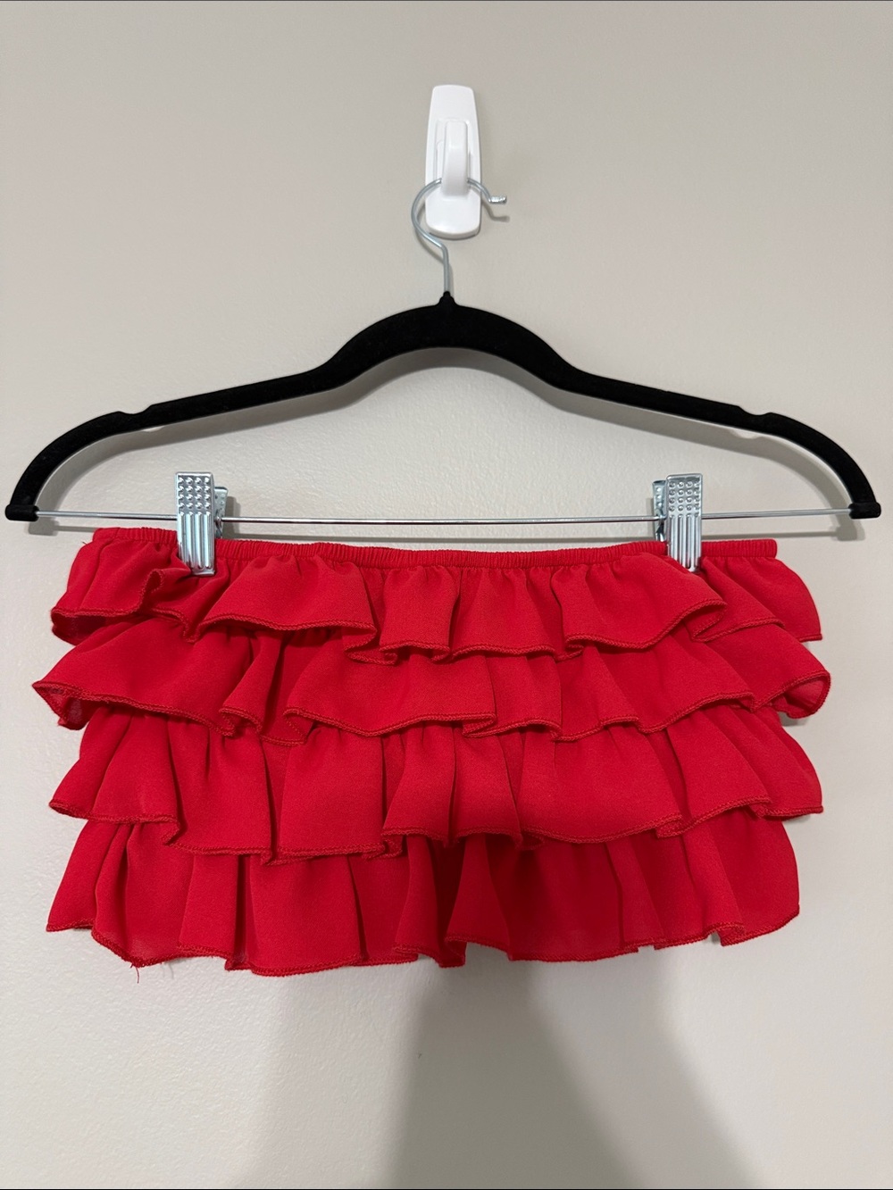 Red Tiered Ruffle Mini Crop top - Picture 2 of 2